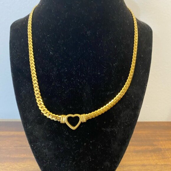 Gold Heart Necklace - Picture 10 of 10
